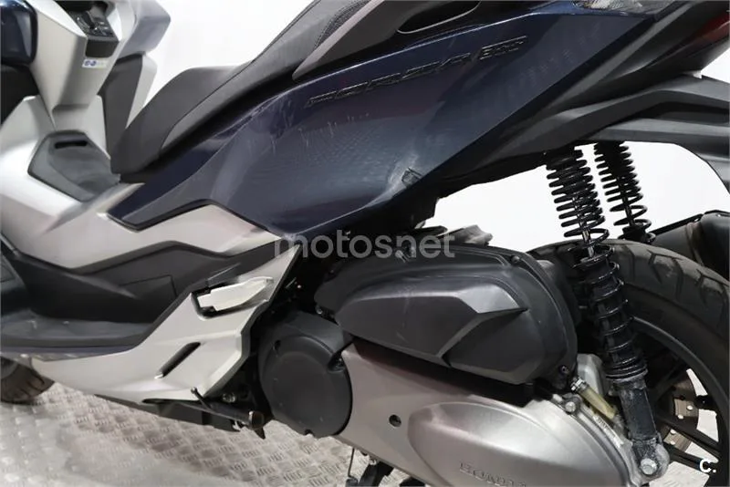 Honda Forza – Vista 14
