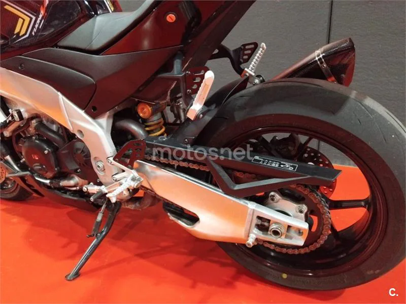 Aprilia Tuono V4 1100 Factory – Vista 12