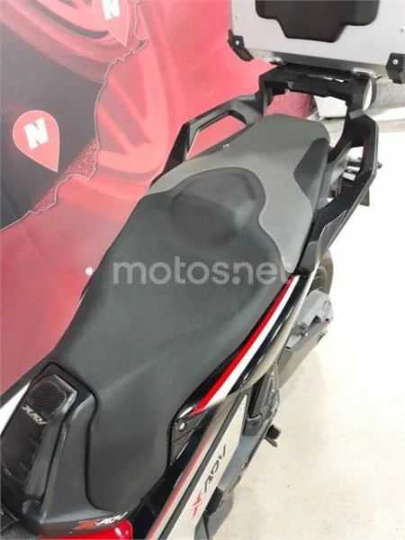 Honda X-ADV – Vista 12