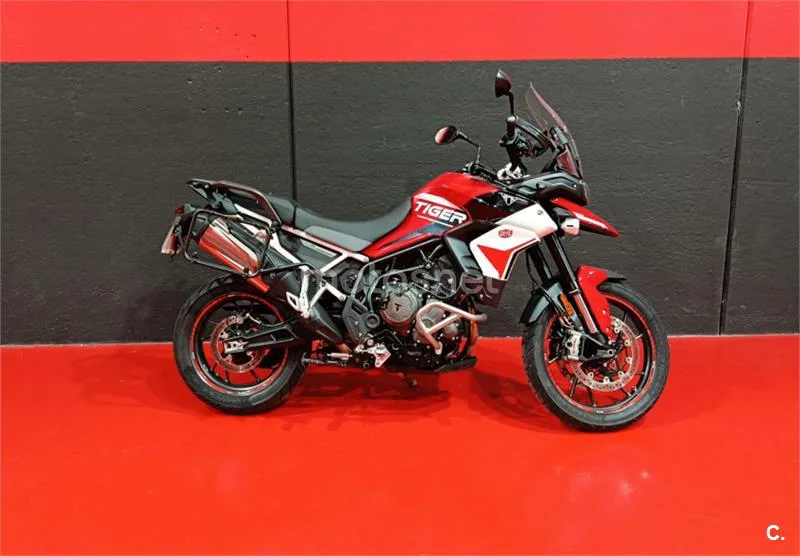 Triumph Tiger 900 – Vista 7