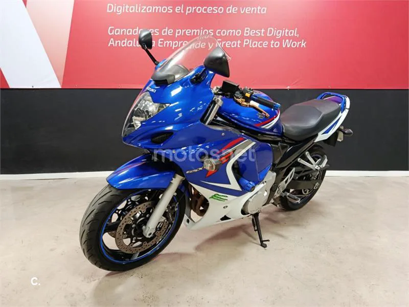 Suzuki GSF Bandit 650 S – Vista 4