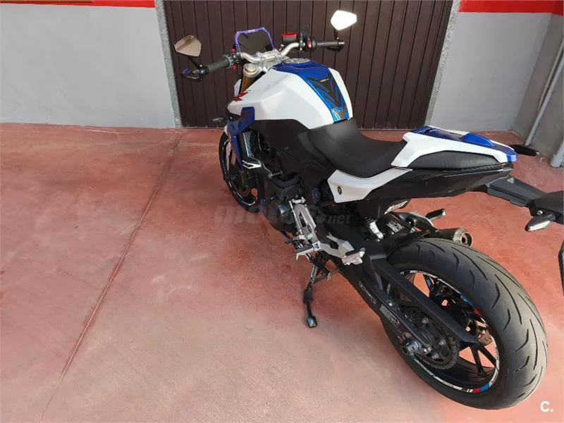 BMW F 900 R – Vista 4