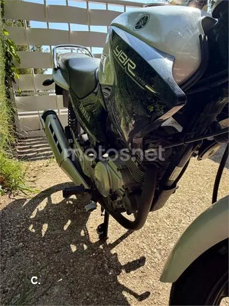 Yamaha YBR 125 – Vista 5