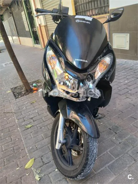 Honda PCX 125 – Vista 7