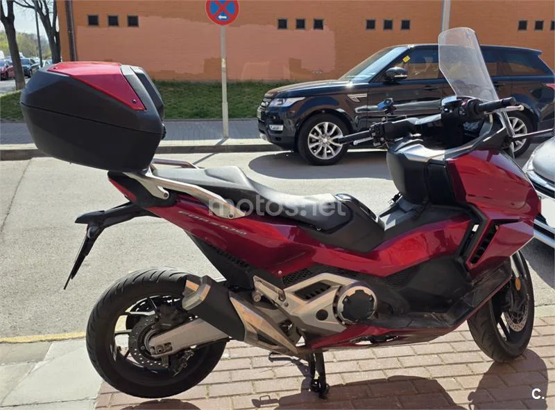 Honda Forza 750 - Vista 6