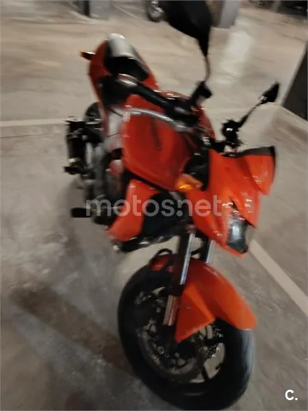 Kawasaki Z 750 – Vista 4