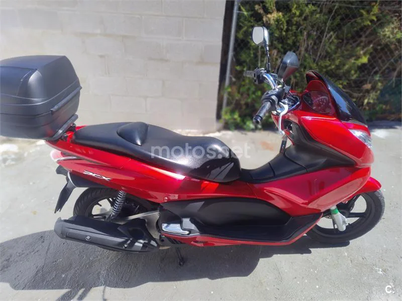Honda PCX 125 – Vista 4