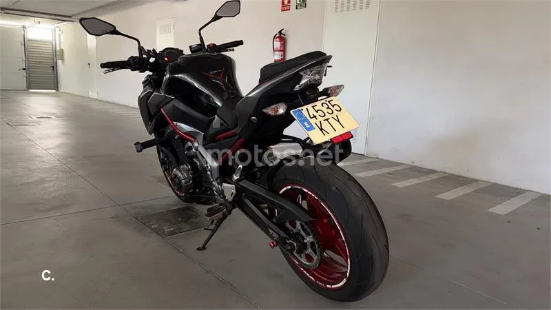 Kawasaki Z 900 – Vista 4