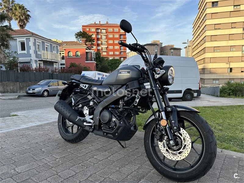Yamaha XSR 125 – Vista 8