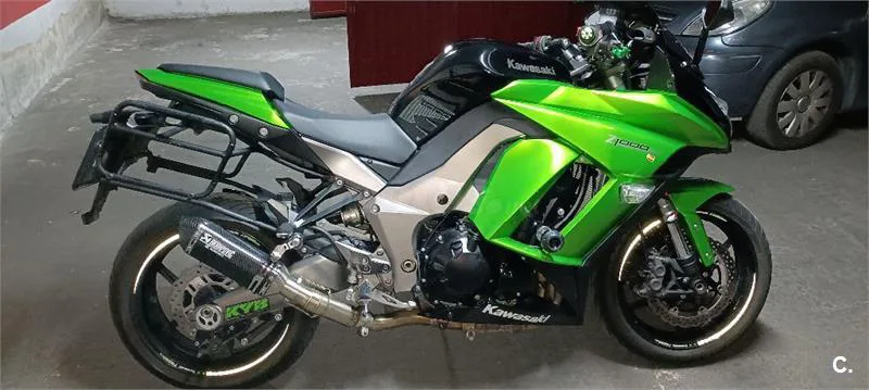Kawasaki Z 1000 SX – Vista 3