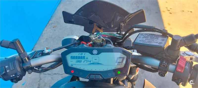 Yamaha MT-07 – Vista 5