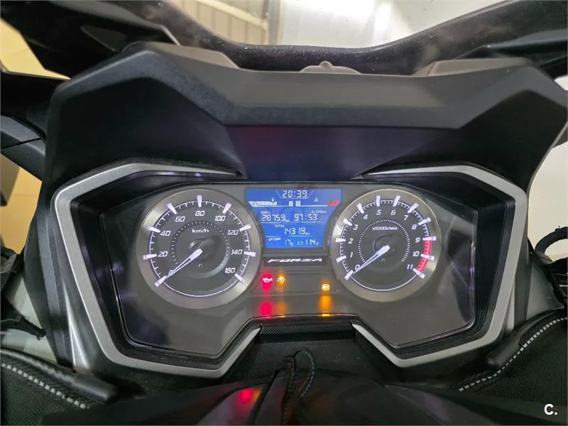 Honda Forza 350 – Vista 2