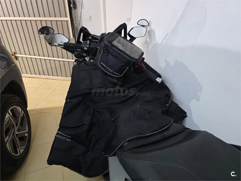 Honda Forza 350 – Vista 3