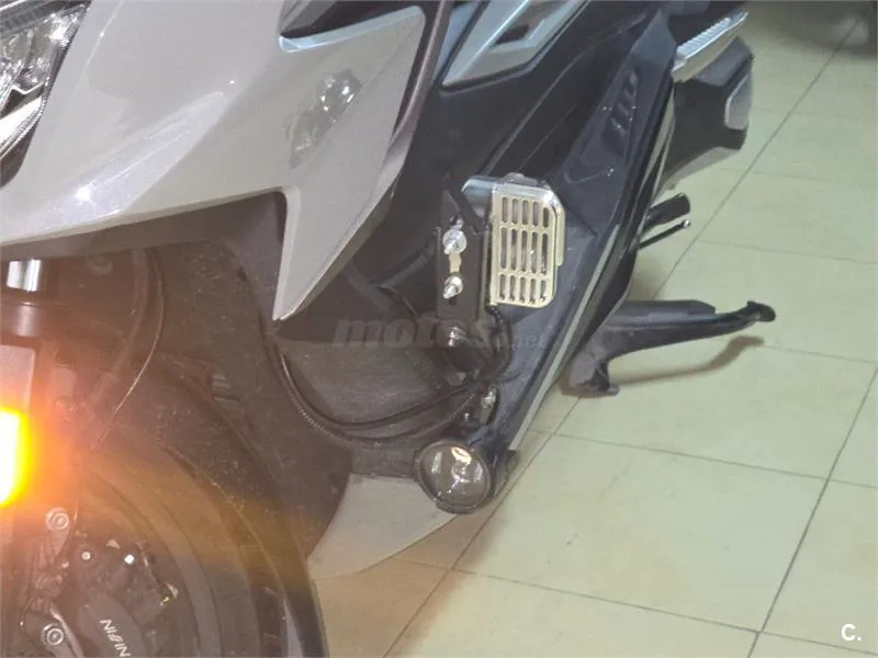 Honda Forza 350 – Vista 7