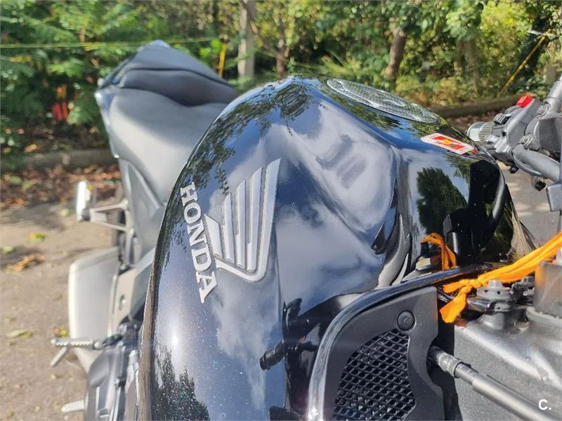 Honda CB 1000R C-ABS – Vista 3