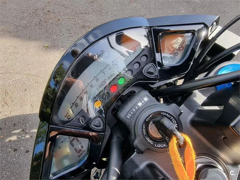 Honda CB 1000R C-ABS – Vista 9