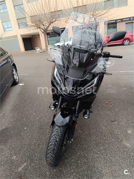 Honda NT1100 – Vista 2