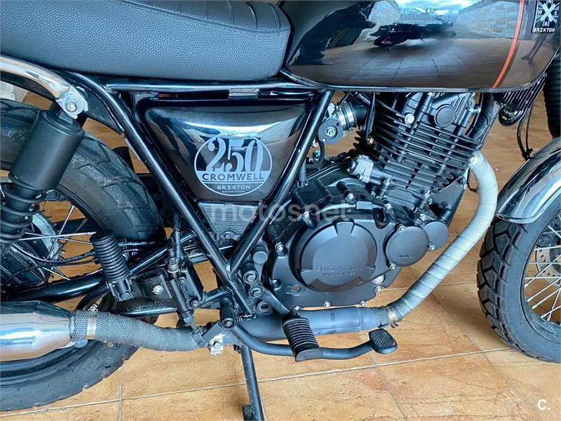 Brixton Cromwell 250 – Vista 2