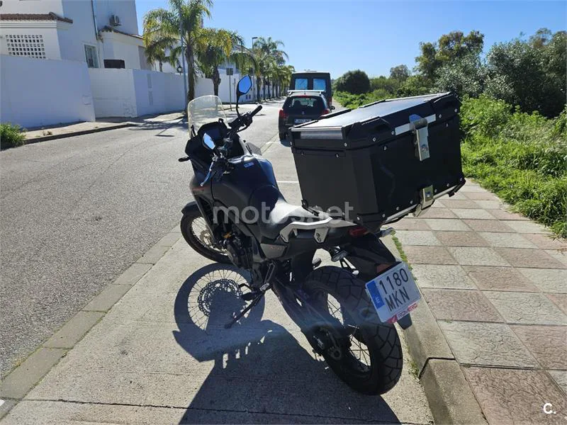Honda XL 750 Transalp – Vista 4