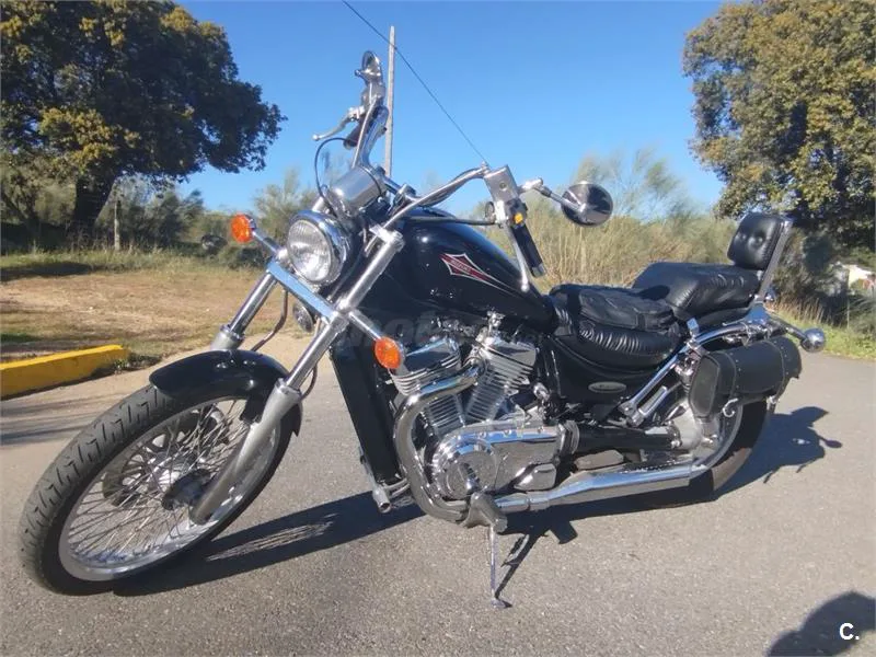 Suzuki Intruder VS 600 – Vista 2