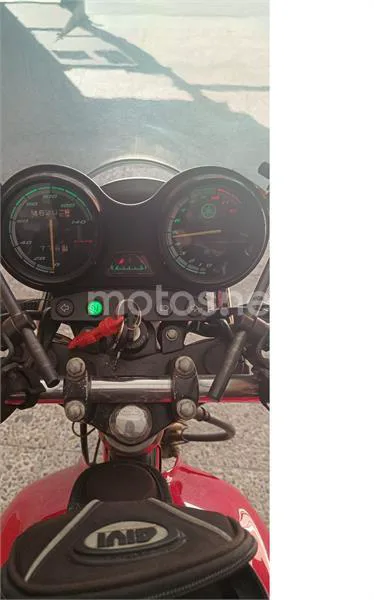 Yamaha YBR 125 – Vista 4