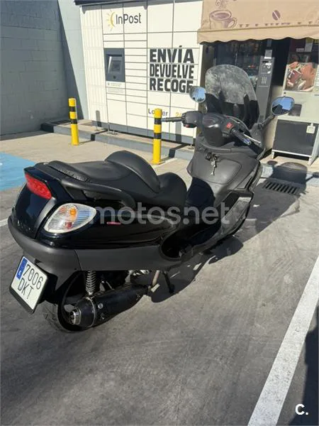 Piaggio X9 EVOLUTION 125 – Vista 2