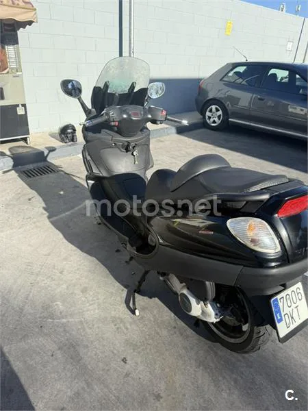 Piaggio X9 EVOLUTION 125 – Vista 5