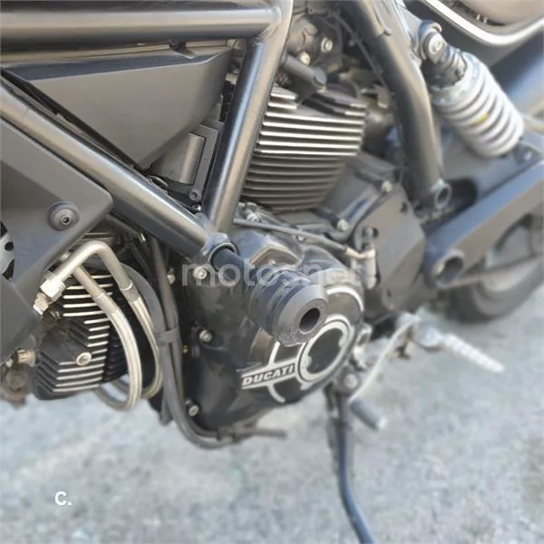 Ducati Scrambler – Vista 5