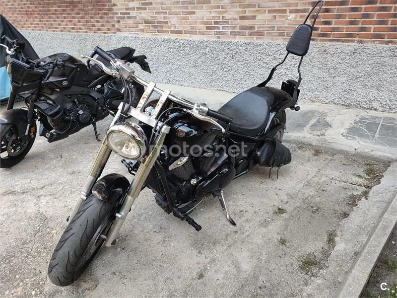 Kawasaki VN 900 Classic – Vista 4