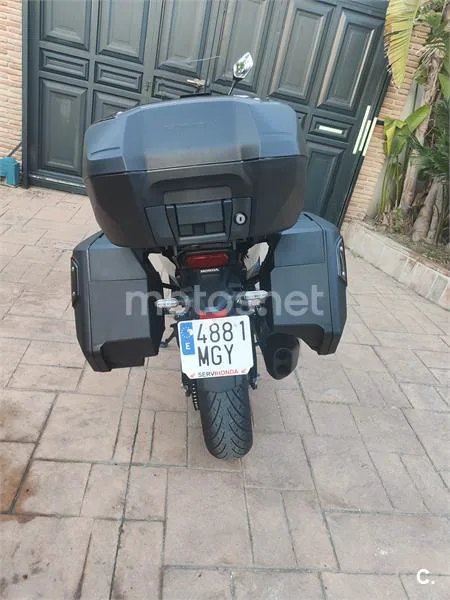 Honda NT1100 – Vista 5