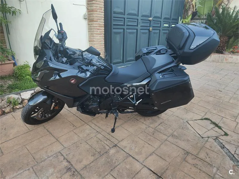 Honda NT1100 – Vista 6