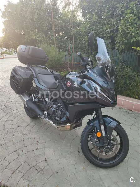 Honda NT1100 – Vista 7