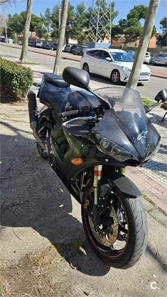 Yamaha YZF R6 – Vista 6