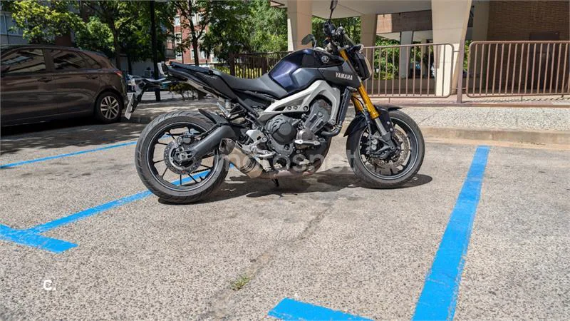 Yamaha MT-09 – Vista 3
