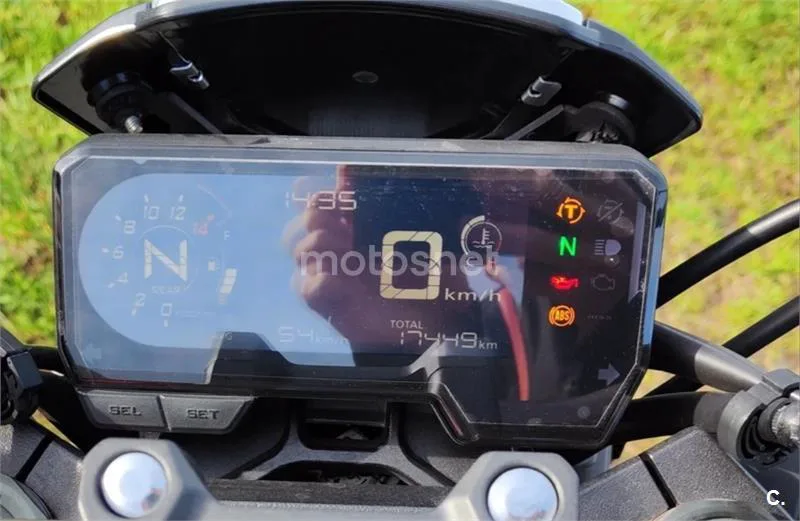 Honda CB 650 R – Vista 7