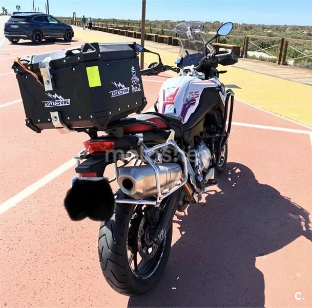 BMW F 750 – Vista 4