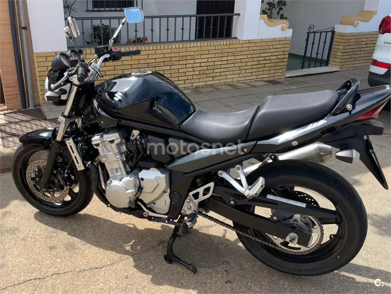 Suzuki Bandit 650 – Vista 2