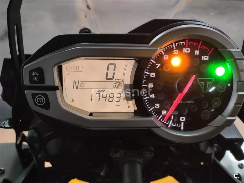Triumph Tiger 800 XCX – Vista 6