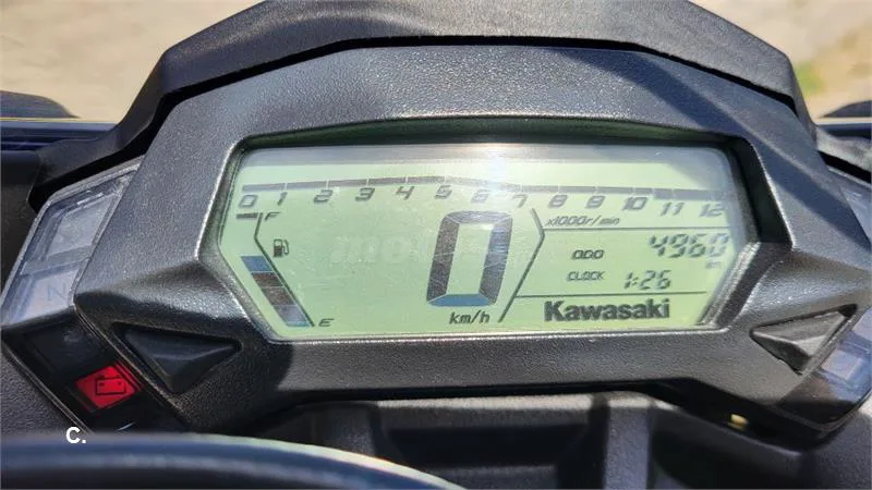 Kawasaki Ninja 125 – Vista 6