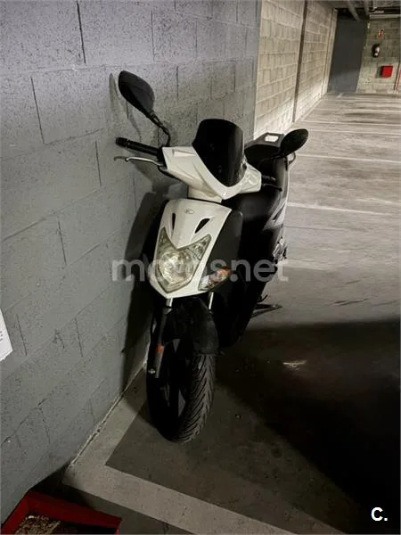 Kymco Agility City 125 – Vista 4