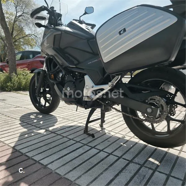 Honda NC 750 – Vista 12