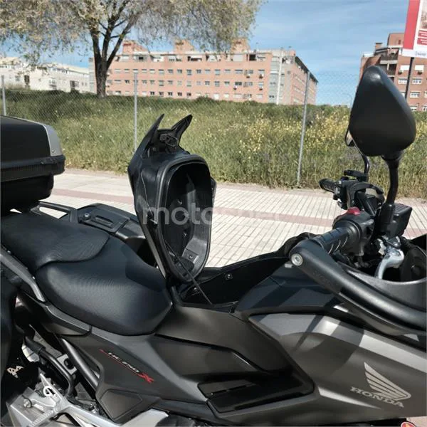 Honda NC 750 – Vista 7