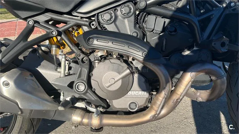 Ducati Monster 821 – Vista 5