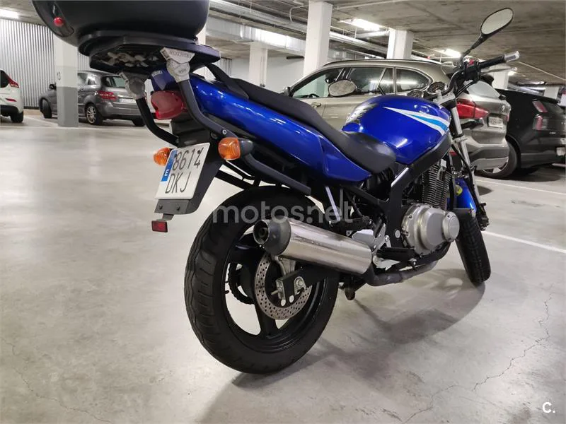 Suzuki GS 500 – Vista 6