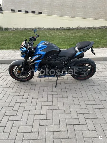 Suzuki GSX-S750 – Vista 4