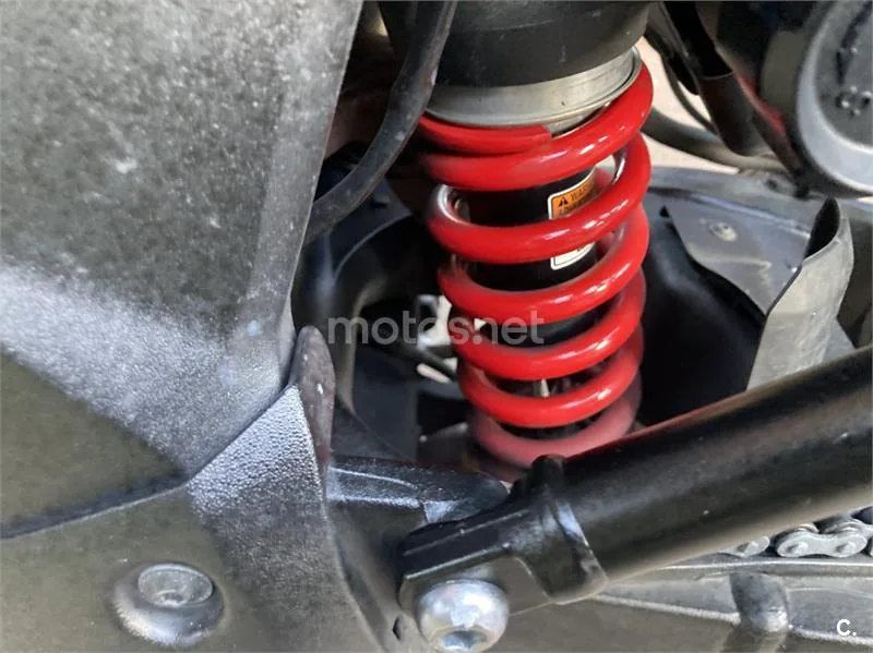 Suzuki V-Strom 1000 – Vista 6