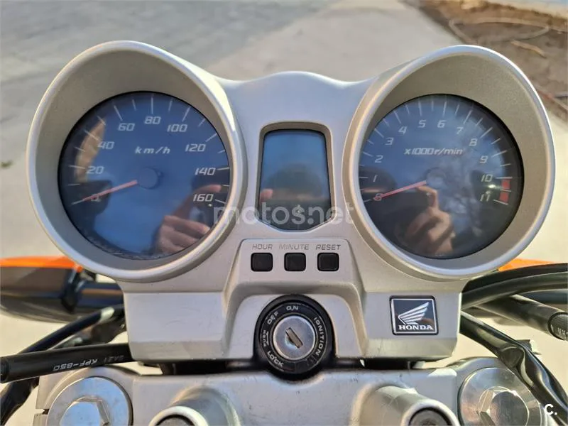 Honda CBF 250 – Vista 6