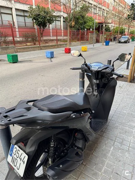 Honda SH125i – Vista 4