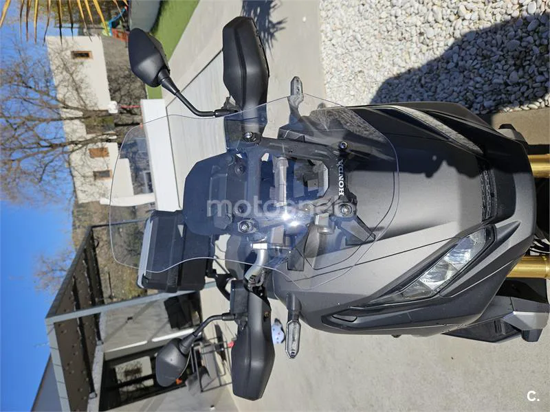 Honda X-ADV – Vista 6