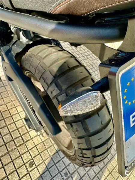 Yamaha XSR700 – Vista 11